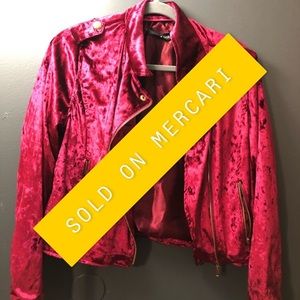 Velvet cropped jacket